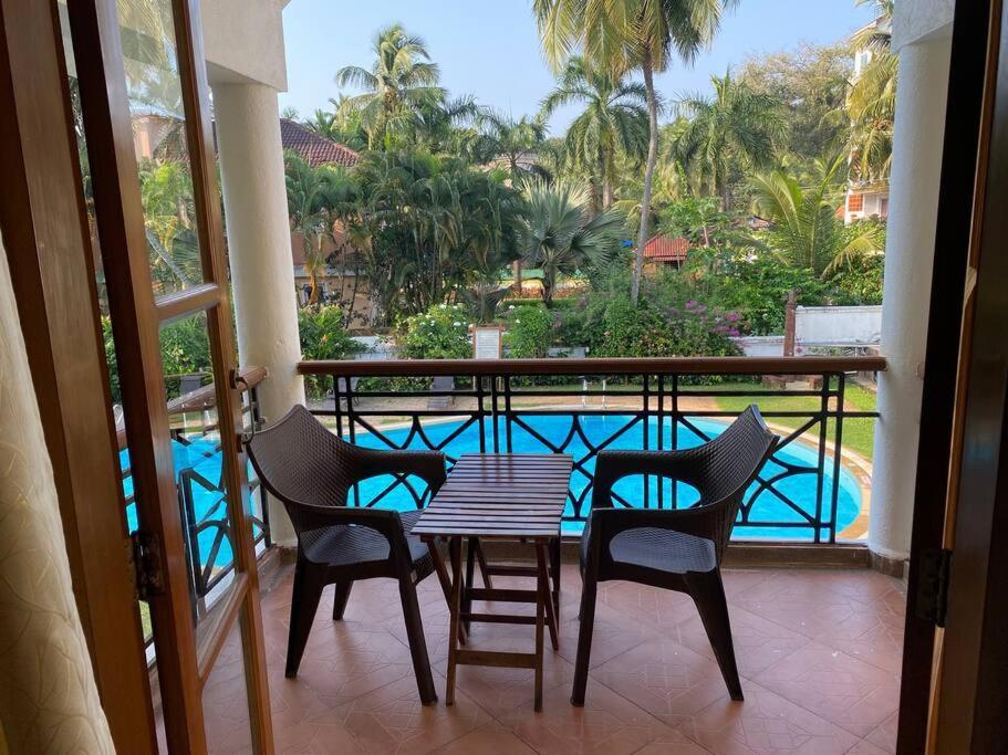 2Bhk Pool Facing Beachside Luxury Homestay In South Goa Betalbatim Exterior foto